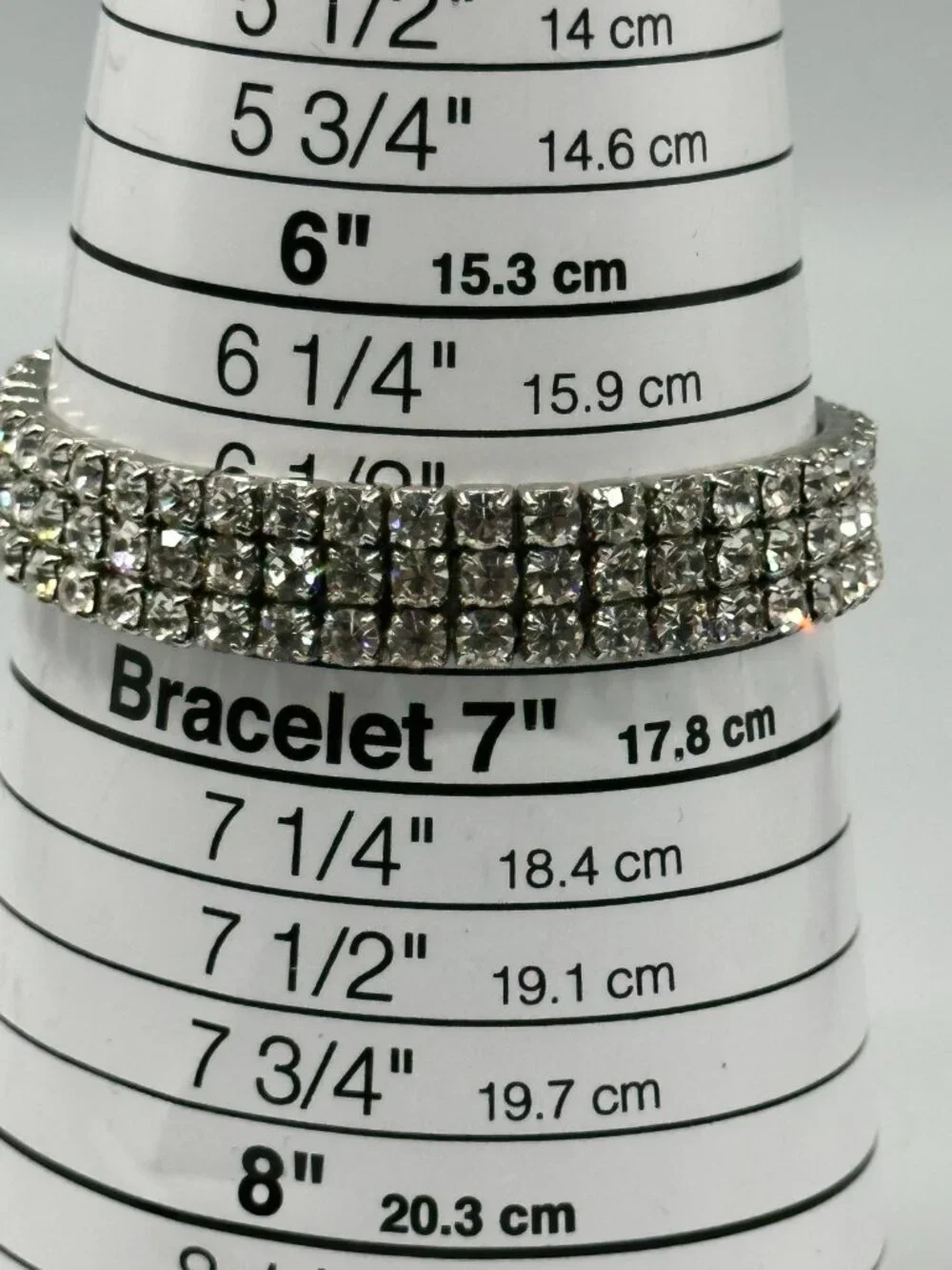 Rhinestone Watch Women Silver Tone Mother of Pearl Dial Stretch New Battery 6.5